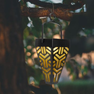 Leszúrható, akasztható szolár lámpa