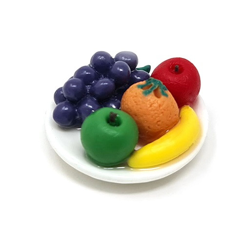 Gyümölcsök tányéron